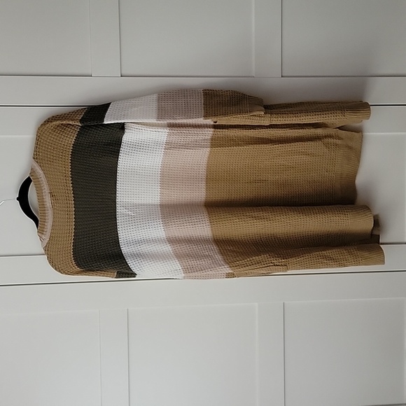 ❄️3/$25 Color Block Long Sweater Duster - Picture 4 of 5